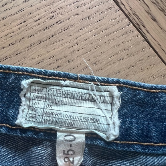 Current Elliot Straight Leg/Relaxed Fit Crop Jeans - Picture 6 of 7